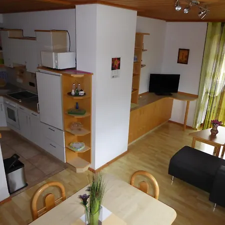 Haus Siebenbruenn - Edelweiss Апартаменты Kostendorf (Carinthia)