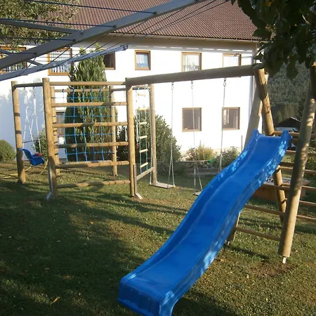 Haus Siebenbruenn - Edelweiss Apartmán *